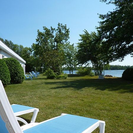 Motel Belle Riviere Saint-Jean-sur-Richelieu Dış mekan fotoğraf