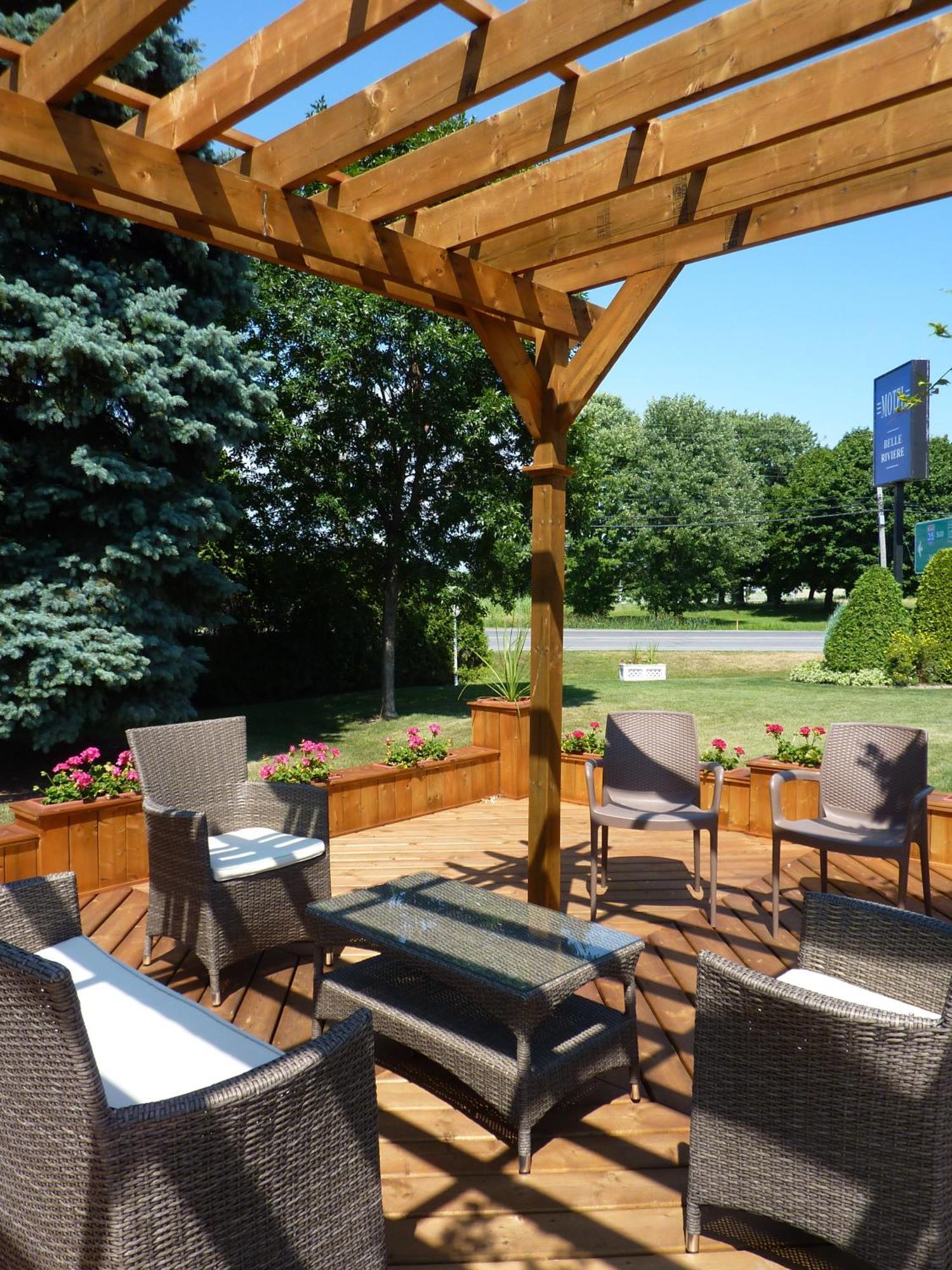 Motel Belle Riviere Saint-Jean-sur-Richelieu Dış mekan fotoğraf