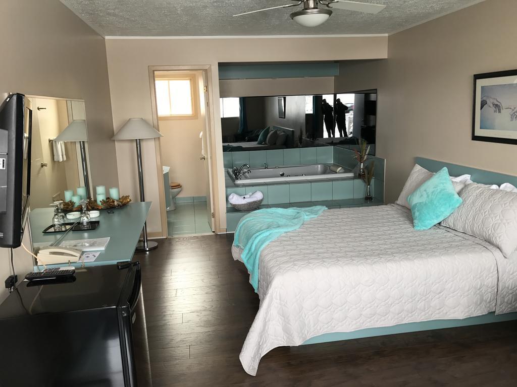 Motel Belle Riviere Saint-Jean-sur-Richelieu Dış mekan fotoğraf