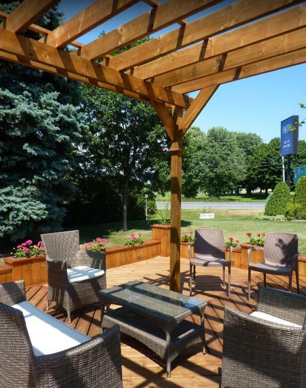 Motel Belle Riviere Saint-Jean-sur-Richelieu Dış mekan fotoğraf